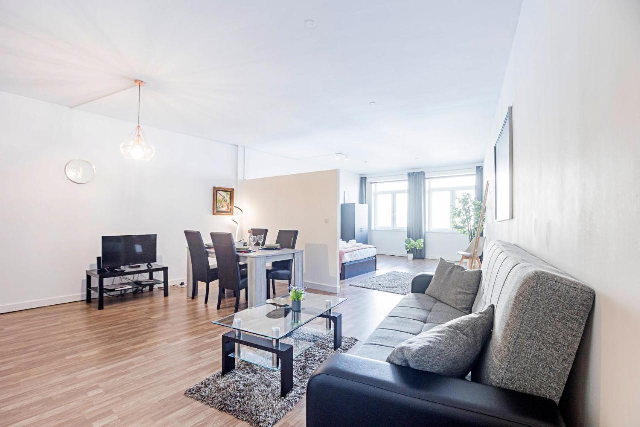 Amazing Apartment In Downtown Porto By Lovelystay Extérieur photo